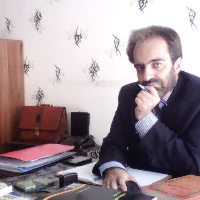 علیرضا اکبری